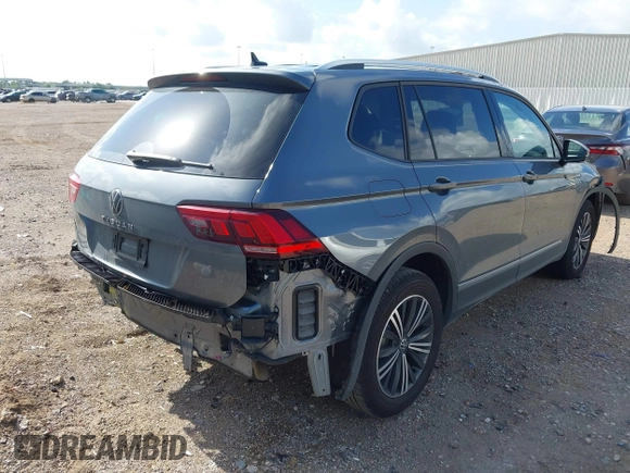 2024 Volkswagen Tiguan Wolfsburg Edition z VIN 3VV6B7AX8RM224282, wystawiony jako IAAI lot #42571544 z przebiegiem 16 516 mil mil oraz . Historia ofert i sprzedaży dostępna na DreamBid. Obrazek 4.