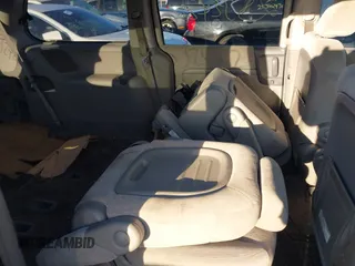 2006 Kia Sedona LX with VIN KNDMB233266051437, listed as a IAAI auction lot 41760622 with 999,999 mi miles. Bid and sale history available at carsss.com. Image 8.