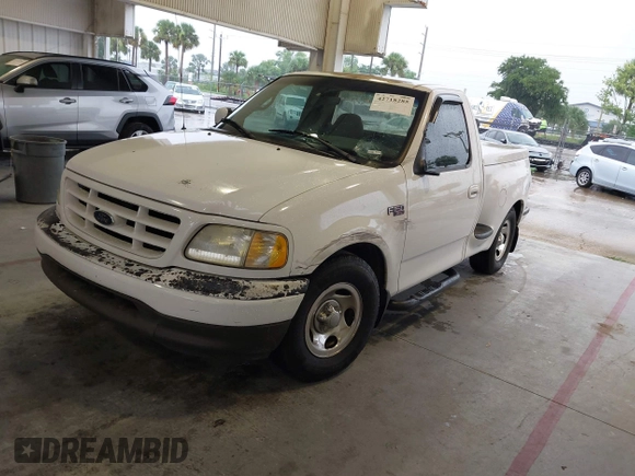 2002 Ford F-150 XL с VIN 1FTRF07232KA47835, выставлен на аукционе IAAI как лот 42718285 с пробегом 226 403 миль миль и . История ставок и продаж доступна на DreamBid. Изображение 17.