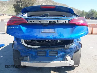 2020 Chevrolet Bolt EV Premier with VIN 1G1FZ6S04L4125895, listed as a IAAI auction lot 41637004 with 18,548 mi miles and . Bid and sale history available at DreamBid. Image 17.