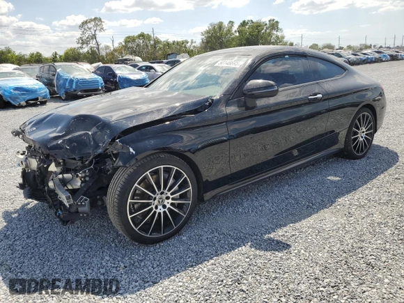 2018 Mercedes-Benz C 300 с VIN WDDWJ4JB0JF721390, выставлен на аукционе Copart как лот 50148695 с пробегом 72 436 миль миль и Списание • Salvage title. История ставок и продаж доступна на DreamBid. Изображение 1.