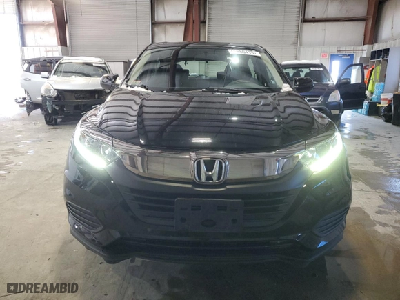 2022 Honda HR-V LX with VIN 3CZRU6H39NM724541, listed as a Copart auction lot 45880415 with 48,998 mi miles and Salvage Title. Bid and sale history available at carsss.com. Image 5.