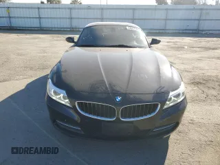 2016 BMW Z4 sDrive28i with VIN WBALL5C51G5A20067, listed as a Copart auction lot 43067105 with 37,409 mi miles and Salvage Title. Bid and sale history available at carsss.com. Image 5.