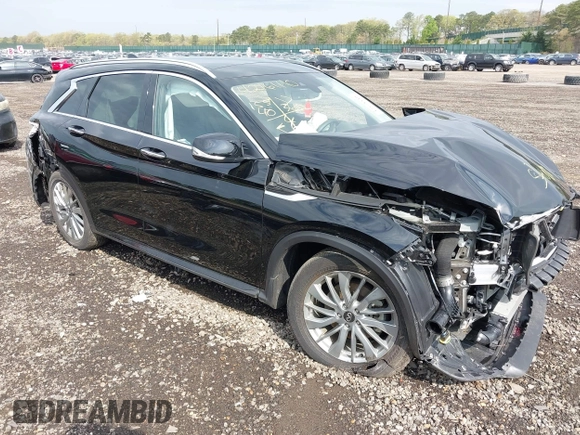 2024 Infiniti QX50 Luxe with VIN 3PCAJ5BB9RF101243, listed as a IAAI auction lot 42161110 with 15,540 mi miles and . Bid and sale history available at DreamBid. Image 1.