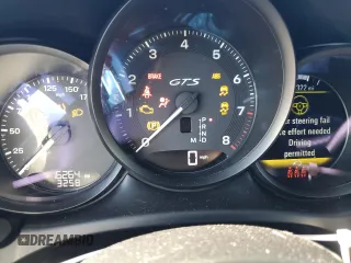 2022 Porsche Macan Turbo with VIN WP1AF2A58NLB32002, listed as a Copart auction lot 81037424 with 16,264 mi miles and Salvage title. Bid and sale history available at DreamBid. Image 9.