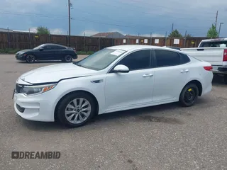 2017 Kia Optima LX z VIN 5XXGT4L38HG173231, wystawiony jako IAAI lot #42340849 z przebiegiem 100 174 mil mil oraz . Historia ofert i sprzedaży dostępna na DreamBid. Obrazek 14.