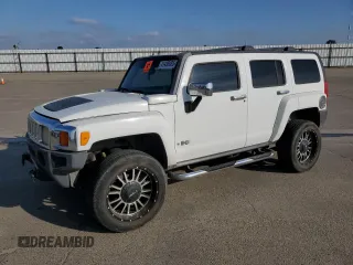 2006 Hummer H3 with VIN 5GTDN136X68105270, listed as a Copart auction lot 41430085 with 207,143 mi miles and Salvage Title. Bid and sale history available at DreamBid. Image 1.