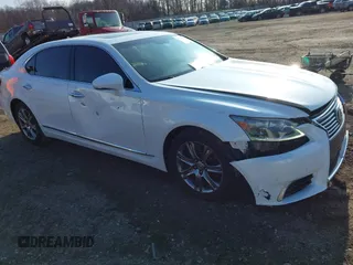 2013 Lexus LS 460 L with VIN JTHDL5EF2D5005596, listed as a IAAI auction lot 41498678 with 105,403 mi miles and . Bid and sale history available at DreamBid. Image 1.