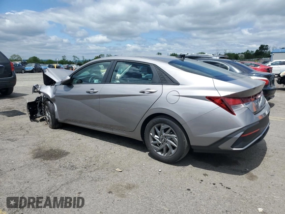 2024 Hyundai Elantra SEL with VIN KMHLM4DG9RU732564, listed as a Copart auction lot 56795735 with 6,999 mi miles and Salvage title. Bid and sale history available at DreamBid. Image 2.