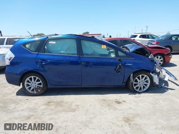 2013 Toyota Prius Two with VIN JTDZN3EU4D3206304, listed as a IAAI auction lot 42067570 with Not Provided miles and . Bid and sale history available at carsss.com. Image 13.