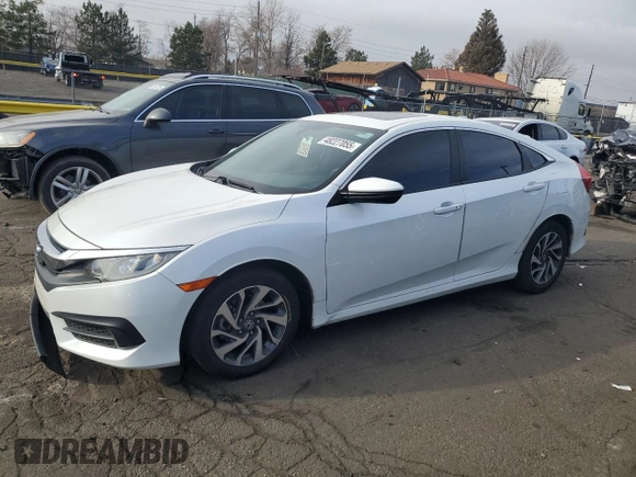 2017 Honda Civic EX z VIN 19XFC2F7XHE209024, wystawiony jako Copart lot #48227055 z przebiegiem 66 661 mil mil oraz Szkody całkowita. Historia ofert i sprzedaży dostępna na DreamBid. Obrazek 1.