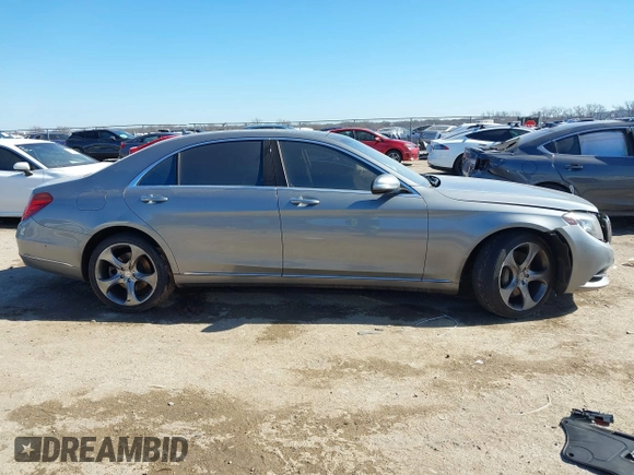 2015 Mercedes-Benz S-Class S 550 with VIN WDDUG8CB7FA072704, listed as a IAAI auction lot 41473437 with 1 mi miles. Bid and sale history available at carsss.com. Image 13.