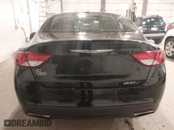 2015 Chrysler 200 S with VIN 1C3CCCBBXFN557664, listed as a IAAI auction lot 41933511 with 97,017 mi miles. Bid and sale history available at carsss.com. Image 16.