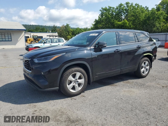 2021 Toyota Highlander L z VIN 5TDBZRBH2MS557694, wystawiony jako Copart lot #61921955 z przebiegiem 39 634 mil mil oraz Szkoda całkowita • Salvage title. Historia ofert i sprzedaży dostępna na DreamBid. Obrazek 1.