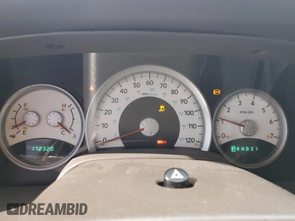 2004 Dodge Durango SLT with VIN 1D4HD48N84F199268, listed as a Copart auction lot 75510284 with 172,320 mi miles and Salvage title. Bid and sale history available at DreamBid. Image 9.