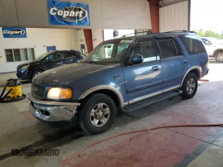 1998 Ford Expedition XLT with VIN 1FMRU17L6WLB43586, listed as a Copart auction lot 64261125 with 172,564 mi miles and Salvage title. Bid and sale history available at DreamBid. Image 1.