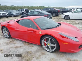 2011 Ferrari 458 Italia z VIN ZFF67NFA4B0179652, wystawiony jako IAAI lot #40499917 z przebiegiem Nie podano mil oraz . Historia ofert i sprzedaży dostępna na DreamBid. Obrazek 13.
