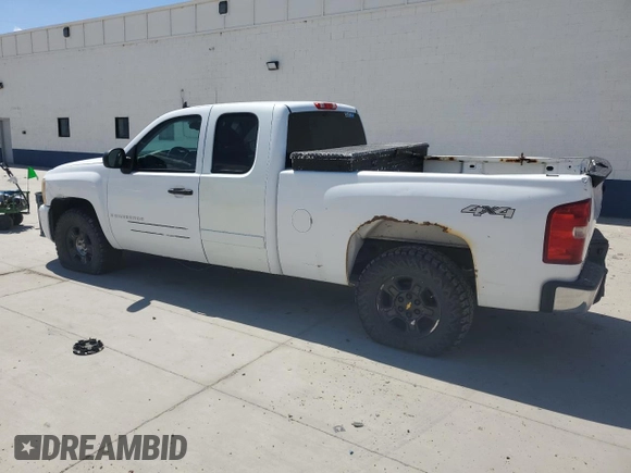 2008 Chevrolet Silverado 1500 LTZ with VIN 2GCEK19J381217642, listed as a Copart auction lot 55241235 with 503,321 mi miles and Clean Title. Bid and sale history available at DreamBid. Image 2.