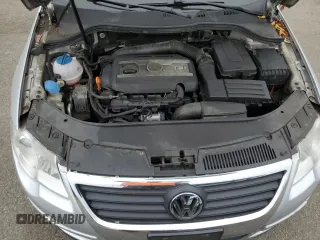2009 Volkswagen Passat z VIN WVWXK73C39E138994, wystawiony jako Copart lot #70876274 z przebiegiem 118 057 mil mil oraz Czysty tytuł • Clean title. Historia ofert i sprzedaży dostępna na DreamBid. Obrazek 11.