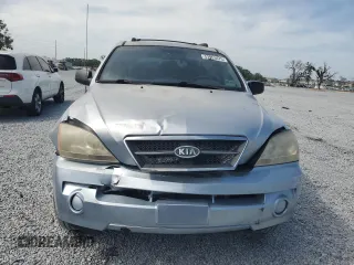 2005 Kia Sorento LX with VIN KNDJD733555463706, listed as a Copart auction lot 53953475 with 86,187 mi miles and Salvage Title. Bid and sale history available at carsss.com. Image 5.