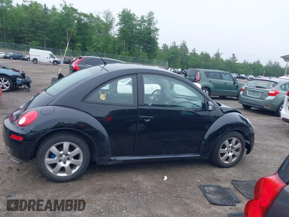 2010 Volkswagen Beetle with VIN 3VWPG3AG2AM016977, listed as a IAAI auction lot 42464694 with 151,698 mi miles and . Bid and sale history available at DreamBid. Image 13.