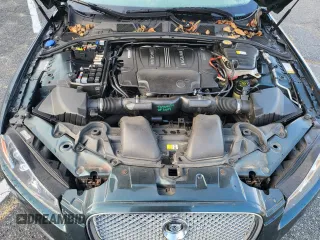 2013 Jaguar XF V6 SC with VIN SAJWJ0EF6D8S86708, listed as a Copart auction lot 87441624 with 95,164 mi miles and Clean Title. Bid and sale history available at carsss.com. Image 7.