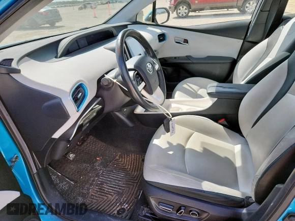 2017 Toyota Prius Plus with VIN JTDKARFP9H3030879, listed as a Copart auction lot 59861375 with 106,048 mi miles and Salvage title. Bid and sale history available at DreamBid. Image 7.