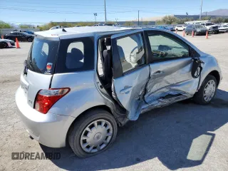 2006 Scion xA z VIN JTKKT624460167465, wystawiony jako Copart lot #51004434 z przebiegiem 73 959 mil mil oraz Nie do naprawy. Historia ofert i sprzedaży dostępna na DreamBid. Obrazek 3.