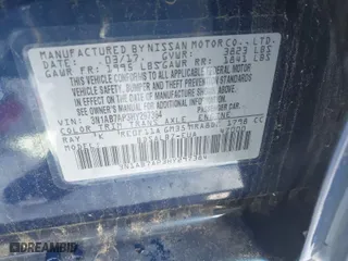 2017 Nissan Sentra S with VIN 3N1AB7AP3HY297384, listed as a IAAI auction lot 41478565 with 96,799 mi miles. Bid and sale history available at carsss.com. Image 9.