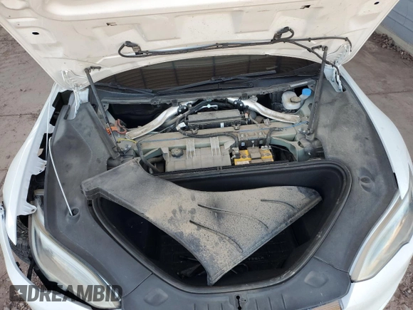 2019 Tesla Model S 75D с VIN 5YJSA1E20KF307100, выставлен на аукционе Copart как лот 54073805 с пробегом 93 644 миль миль и Списание • Salvage title. История ставок и продаж доступна на DreamBid. Изображение 11.