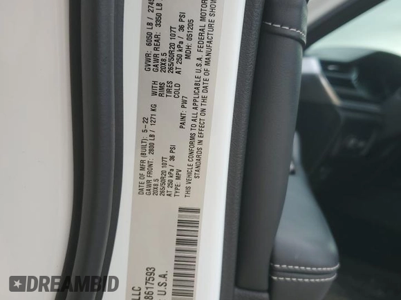 2022 Jeep Grand Cherokee Overland z VIN 1C4RJHDG9N8617593, wystawiony jako Copart lot #84834794 z przebiegiem 38 434 mil mil oraz Szkoda całkowita • Salvage title. Historia ofert i sprzedaży dostępna na DreamBid. Obrazek 13.