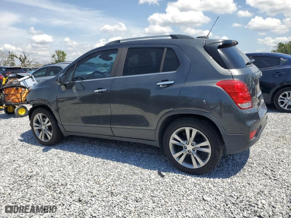2020 Chevrolet Trax LT with VIN 3GNCJLSB7LL132455, listed as a Copart auction lot 51203385 with 68,406 mi miles and Non Repairable. Bid and sale history available at carsss.com. Image 2.