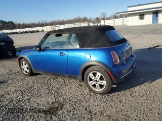 2006 MINI Convertible with VIN WMWRF33566TF65150, listed as a Copart auction lot 88430265 with 185,184 mi miles and Clean title. Bid and sale history available at DreamBid. Image 2.