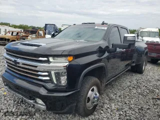 2021 Chevrolet Silverado 3500HD High Country with VIN 1GC4YVEY3MF155070, listed as a Copart auction lot 70395214 with 87,122 mi miles and Salvage Title. Bid and sale history available at carsss.com. Image 1.