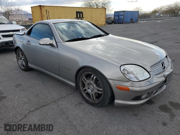 2004 Mercedes-Benz SLK с VIN WDBKK66FX4F305105, выставлен на аукционе Copart как лот 47498255 с пробегом 68 896 миль миль и Списание • Salvage title. История ставок и продаж доступна на DreamBid. Изображение 4.