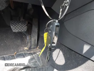 2013 Volkswagen Jetta S с VIN 3VW2K7AJ3DM287093, выставлен на аукционе IAAI как лот 42462370 с пробегом 234 157 миль миль и . История ставок и продаж доступна на DreamBid. Изображение 11.