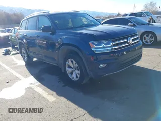 2018 Volkswagen Atlas SE z VIN 1V2LR2CA5JC506747, wystawiony jako IAAI lot #41857715 z przebiegiem 98 156 mil mil oraz . Historia ofert i sprzedaży dostępna na DreamBid. Obrazek 1.