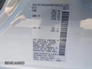 2025 Nissan Altima SR with VIN 1N4BL4CV6SN322491, listed as a IAAI auction lot 41549681 with 4,119 mi miles and . Bid and sale history available at DreamBid. Image 9.