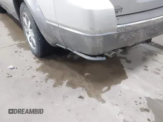 2008 Ford Taurus X SEL с VIN 1FMDK02W88GA12389, выставлен на аукционе IAAI как лот 42296138 с пробегом 127 484 миль миль и . История ставок и продаж доступна на DreamBid. Изображение 6.