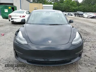2023 Tesla Model 3 z VIN 5YJ3E1EA6PF437132, wystawiony jako Copart lot #59059455 z przebiegiem 104 063 mil mil oraz Czysty tytuł • Clean title. Historia ofert i sprzedaży dostępna na DreamBid. Obrazek 5.