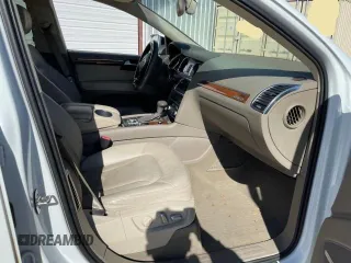 2014 Audi Q7 Premium Plus with VIN WA1LMAFEXED016226, listed as a Copart auction lot 47697755 with 139,500 mi miles and Clean title. Bid and sale history available at DreamBid. Image 5.