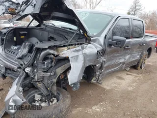 2024 Ford F-150 Lightning XLT z VIN 1FTVW3LK0RWG14334, wystawiony jako IAAI lot #41856218 z przebiegiem 2 037 mil mil oraz . Historia ofert i sprzedaży dostępna na DreamBid. Obrazek 19.