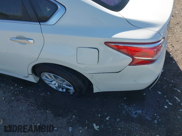 2013 Nissan Altima SV with VIN 1N4AL3AP8DN534967, listed as a IAAI auction lot 41827540 with 159,646 mi miles and . Bid and sale history available at carsss.com. Image 6.