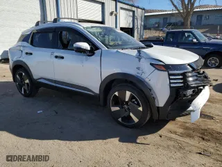 2025 Nissan Kicks SR with VIN 3N8AP6DA0SL318488, listed as a Copart auction lot 88767895 with 1,435 mi miles and Salvage Title. Bid and sale history available at carsss.com. Image 4.
