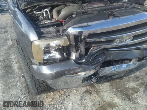 2005 Ford F-250 XL z VIN 1FTSW21565EA07042, wystawiony jako IAAI lot #41591458 z przebiegiem 254 824 mil mil oraz . Historia ofert i sprzedaży dostępna na DreamBid. Obrazek 6.