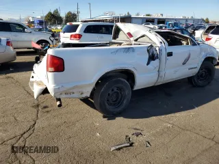 1998 GMC Sonoma with VIN 1GTCS1443W8506359, listed as a Copart auction lot 83055064 with 0 mi miles and Salvage Title. Bid and sale history available at carsss.com. Image 3.