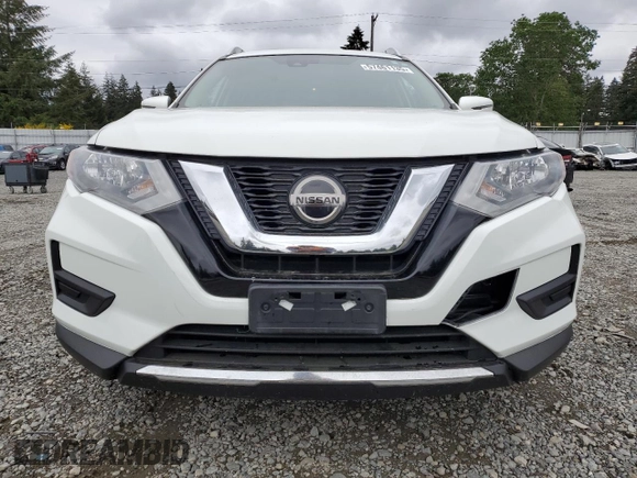 2020 Nissan Rogue S z VIN KNMAT2MTXLP524991, wystawiony jako Copart lot #57461135 z przebiegiem 76 147 mil mil oraz Szkoda całkowita • Salvage title. Historia ofert i sprzedaży dostępna na DreamBid. Obrazek 5.