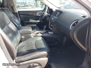 2013 Nissan Pathfinder SL with VIN 5N1AR2MM8DC679194, listed as a IAAI auction lot 41930209 with 182,959 mi miles. Bid and sale history available at carsss.com. Image 5.