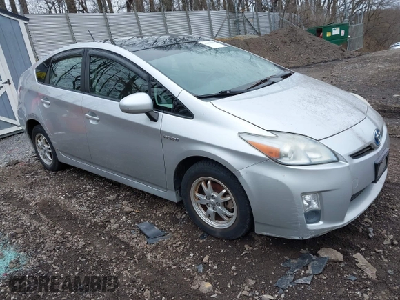 2011 Toyota Prius I with VIN JTDKN3DU9B5315846, listed as a IAAI auction lot 41928593 with 203,931 mi miles. Bid and sale history available at carsss.com. Image 1.