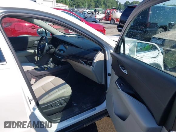 2020 Cadillac XT4 FWD Premium Luxury with VIN 1GYFZCR45LF030713, listed as a IAAI auction lot 42623390 with 48,765 mi miles and . Bid and sale history available at DreamBid. Image 5.